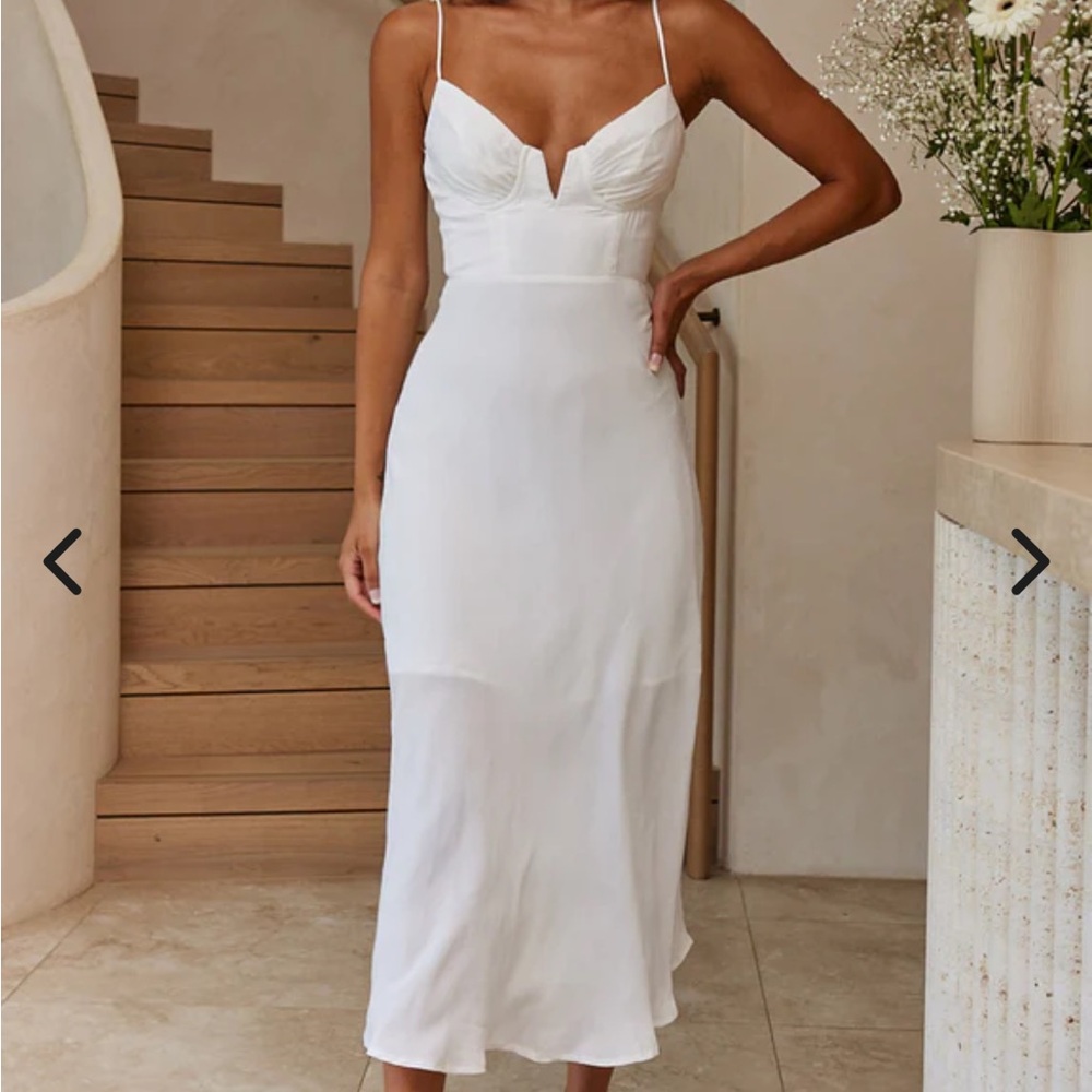 Selfie Leslie White Midi Dress